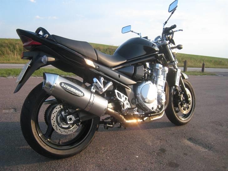 Suzuki GSF 1250 AK8 billede 10