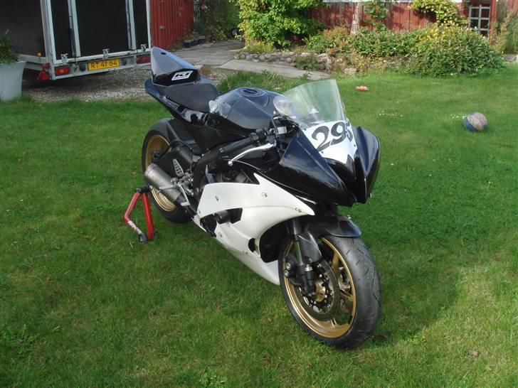 Yamaha r6 -solgt- billede 3