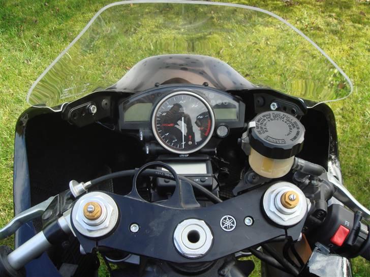 Yamaha r6 -solgt- billede 5