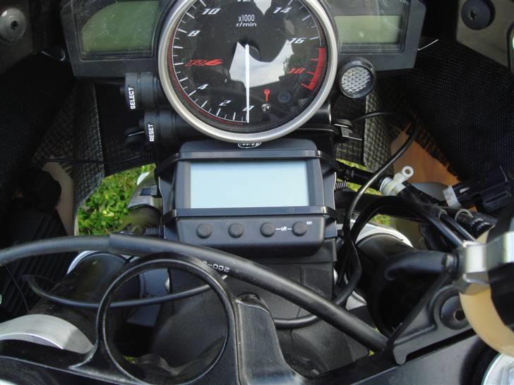 Yamaha r6 -solgt- billede 6