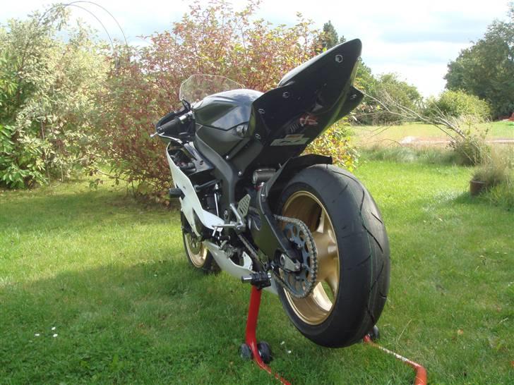 Yamaha r6 -solgt- billede 8