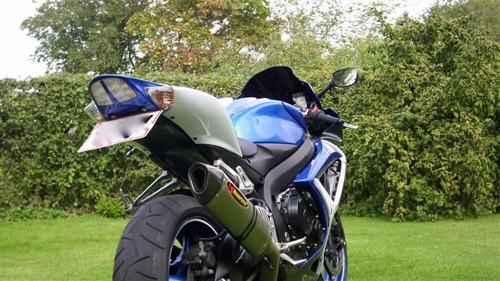 Suzuki GSXR 600 K7 - Solgt billede 2