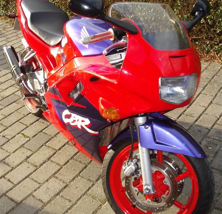 Honda CBR 600 F **SOLGT** billede 3