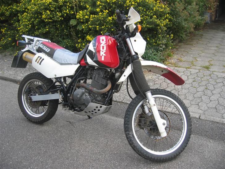 Suzuki DR 650 Dakar billede 2