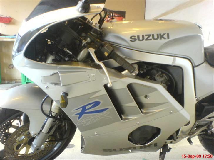 Suzuki GSXR 400R billede 19
