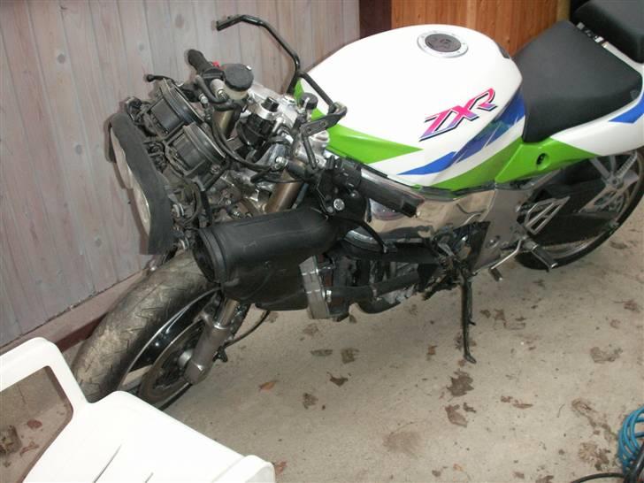 Kawasaki ZXR750 billede 9