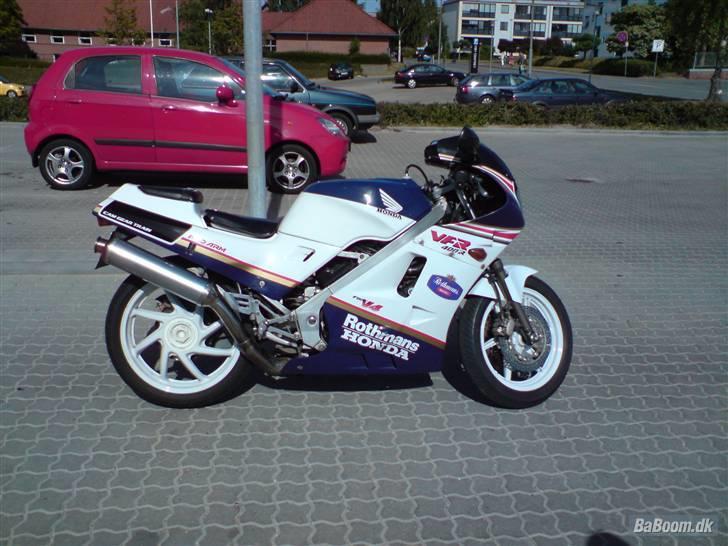 Honda VFR400R billede 5