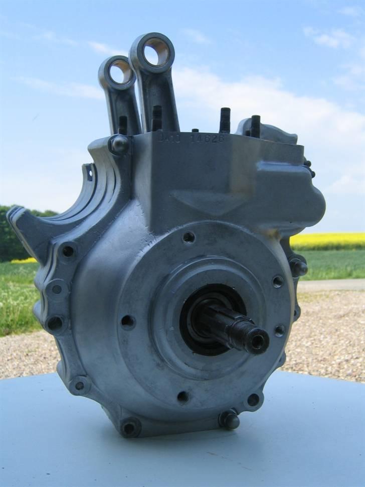 BSA A10 Golden Flash - Renovering af krumtap, lejer, knastaksel mm, 2005 billede 5