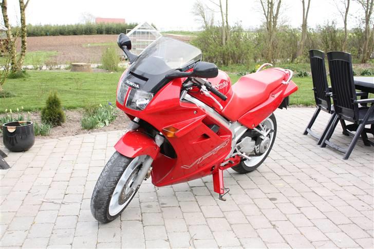 Honda VFR750 billede 2