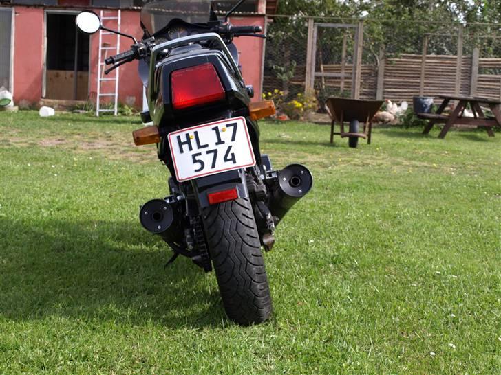 Honda VF1000F (Solgt) billede 6