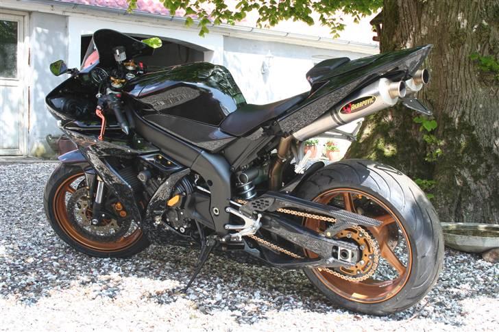 Yamaha Yzf R1 billede 1