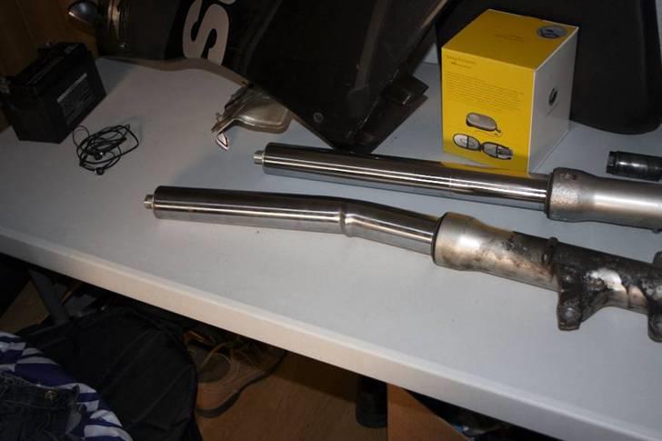 Suzuki GSX-R 600 - Det er så hvad der sker når man prøvet at køre offroad på sådan en cykel billede 4