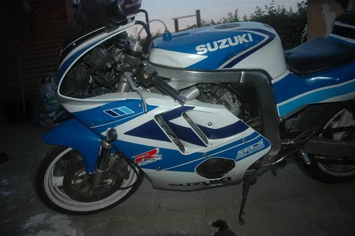 Suzuki Gsxr 400SP II Gk76A SOLGT billede 8