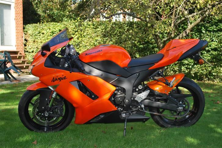 Kawasaki ZX6R billede 8