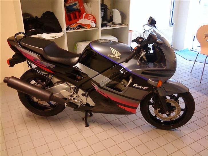 Honda CBR 600 F2 billede 2