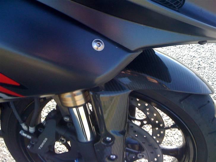 Suzuki gsxr 600 k7 solgt billede 2