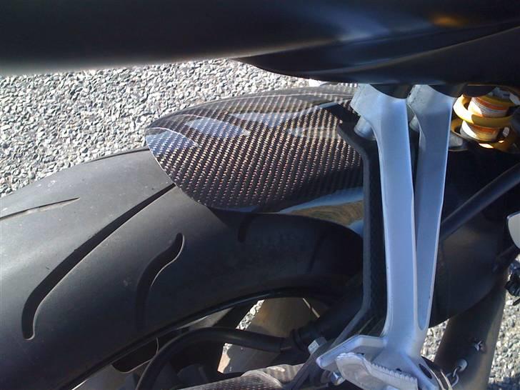 Suzuki gsxr 600 k7 solgt billede 3