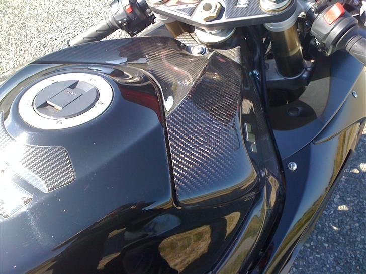 Suzuki gsxr 600 k7 solgt billede 5