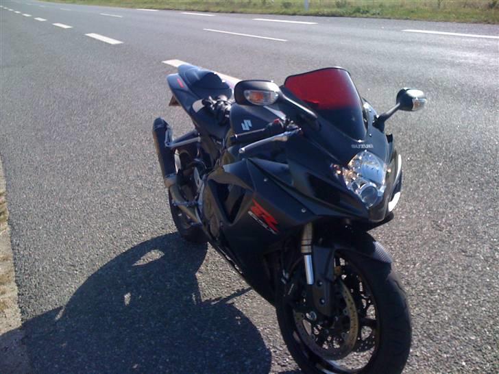 Suzuki gsxr 600 k7 solgt billede 8