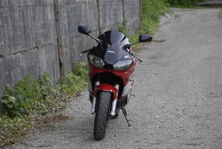 Yamaha yzf-R6 billede 3