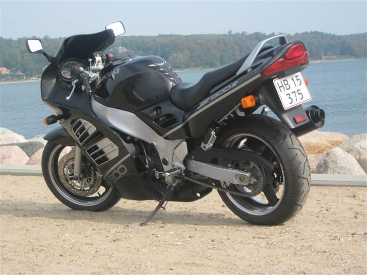 Suzuki Rf 900 R - Ny erhvervelse billede 1