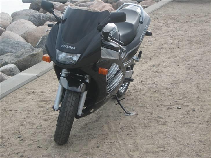 Suzuki Rf 900 R billede 5