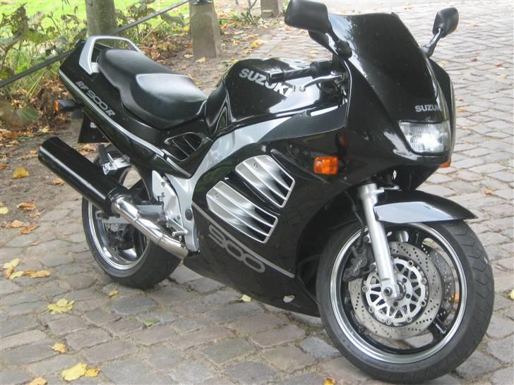 Suzuki Rf 900 R billede 10
