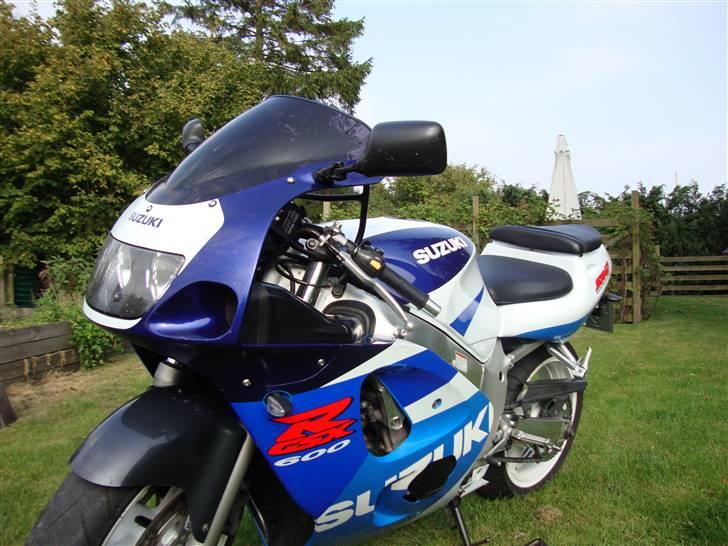 Suzuki Gsx-r 600 Srad - Solgt billede 4