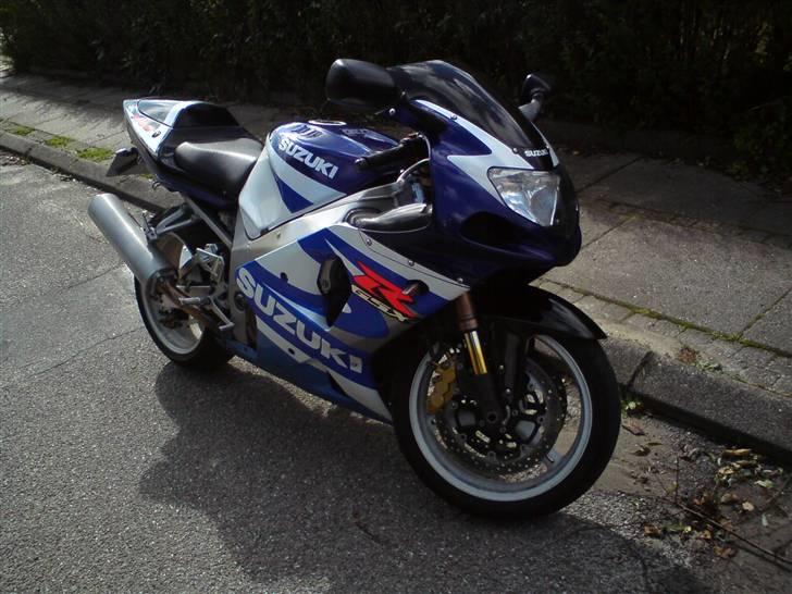 Suzuki gsx r 1000 k1 billede 6