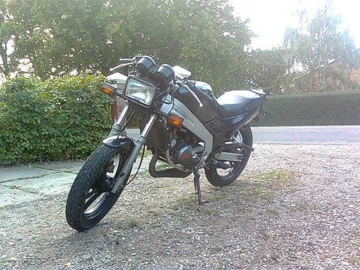 Yamaha TZR 125ccm  solgt billede 4