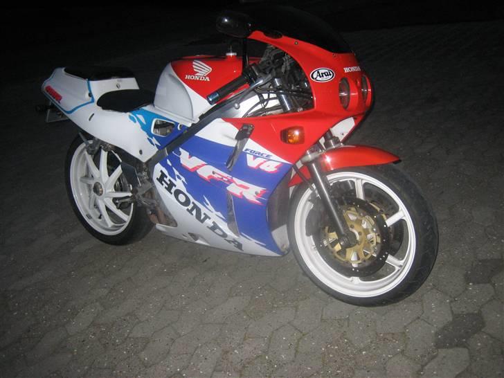 Honda VFR 400R NC30 billede 3