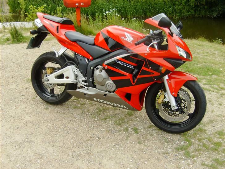 Honda CBR 600 RR SOLGT - 100 pct original billede 2