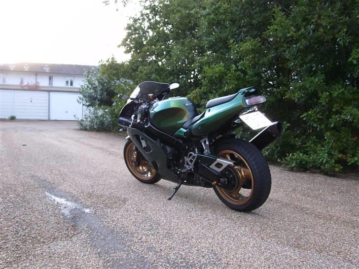 Kawasaki Zxr 750 *Solgt* billede 4