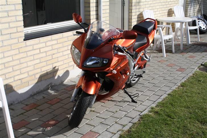 Suzuki SV650S ( SOLGT ) billede 1