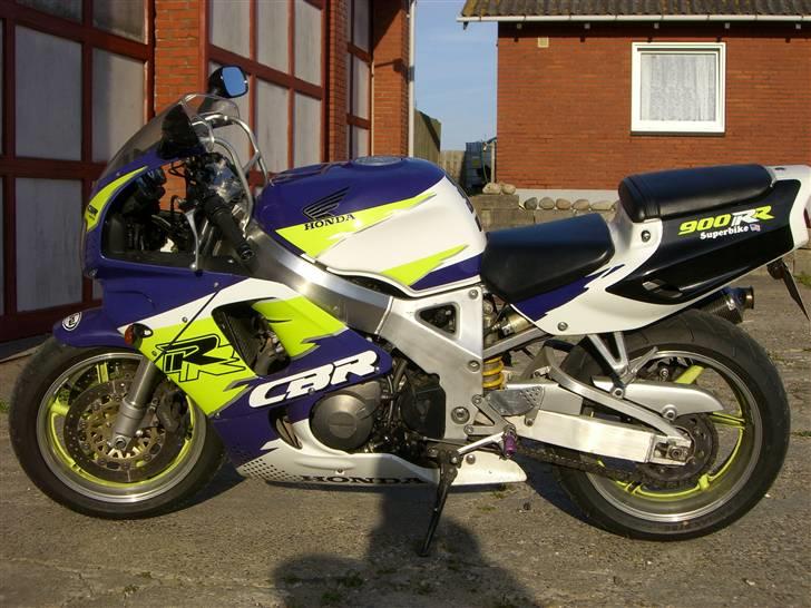 Honda CBR 900 RR Fireblade billede 3