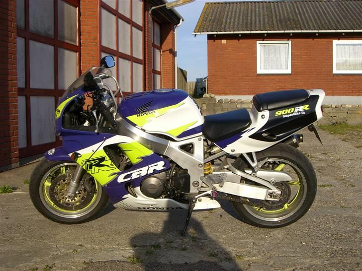 Honda CBR 900 RR Fireblade billede 4