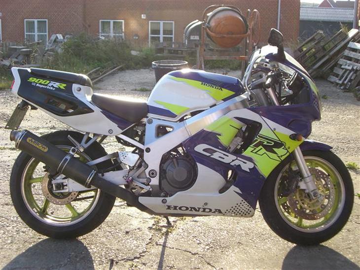 Honda CBR 900 RR Fireblade billede 1