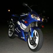Yamaha YZF-R1