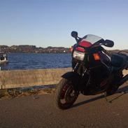 Honda CBR1000F