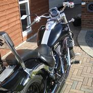 Suzuki m800 intruder