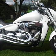 Suzuki VZR 1800