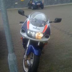 Suzuki gsx-r Solgt
