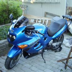 Suzuki gsx600 f