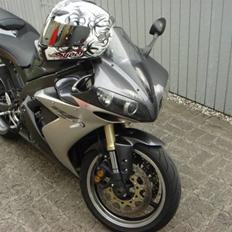 Yamaha Yzf R1 *STJÅLET* :(