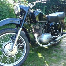 Ural Izh 56 årgang IKKE URAL