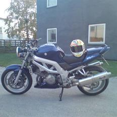 Suzuki sv1000N