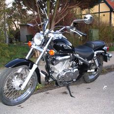 Suzuki Intruder VL250