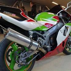 Kawasaki ZXR750R   (RR) Solgt