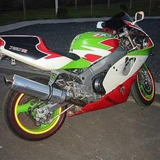 Kawasaki ZXR750R   (RR) Solgt