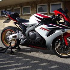 Honda cbr 1000 rr